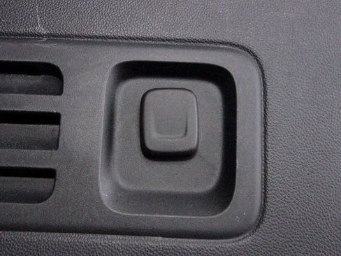 Used 2020 Chevrolet Traverse Premier w/ Redline Edition image 29