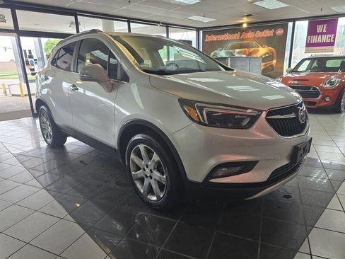 Used 2017 Buick Encore Essence w/ Experience Buick Package AWD/4WD image 3