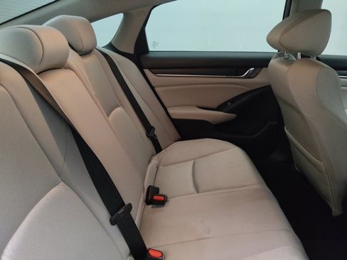 Used 2020 Honda Accord EX image 19