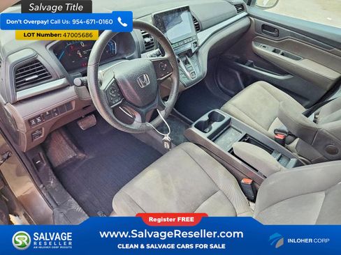 Used 2019 Honda Odyssey EX image 11