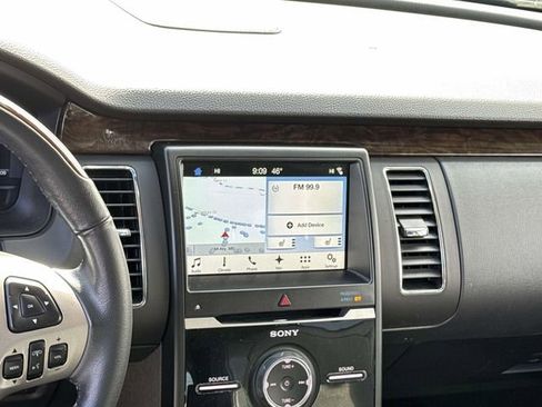 Used 2018 Ford Flex Limited image 21