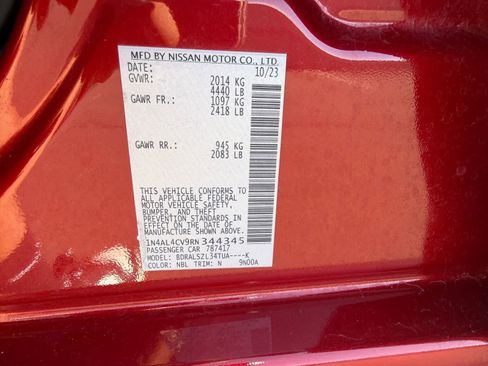 Certified 2024 Nissan Altima 2.0 SR FWD image 33