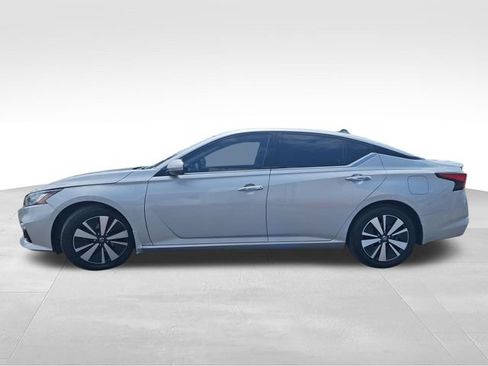 Certified 2022 Nissan Altima 2.5 SL FWD image 5