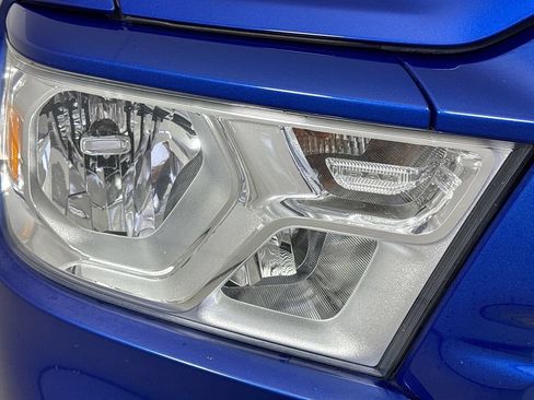 Used 2019 RAM 1500 Big Horn AWD/4WD image 39