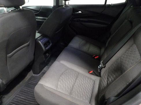 Used 2019 Chevrolet Equinox LT FWD image 9