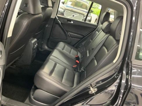 Used 2016 Volkswagen Tiguan S FWD image 14