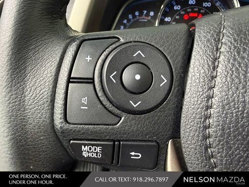 Used 2014 Toyota RAV4 Limited w/ Technology Package FWD image 26