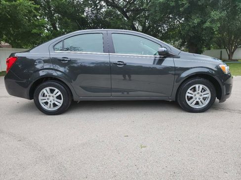 Used 2015 Chevrolet Sonic LT FWD image 10
