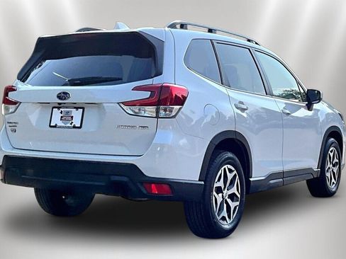 Certified 2023 Subaru Forester Premium AWD/4WD image 5