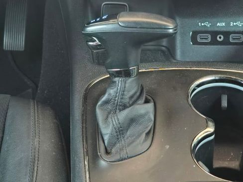 Used 2019 Dodge Durango GT RWD image 13