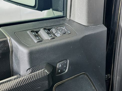 Used 2018 Ford F150 Raptor w/ Equipment Group 802A Luxury image 15