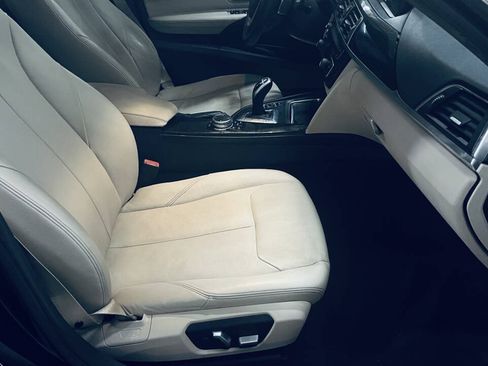 Used 2017 BMW 330i Sedan RWD image 23