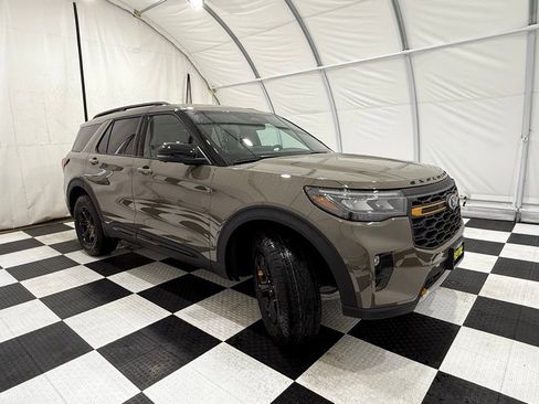 New 2026 Ford Explorer Tremor w/ Tremor Convenience Package image 8