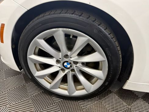Used 2016 BMW 320i xDrive Sedan AWD/4WD image 29