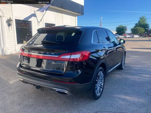 Used 2016 Lincoln MKX Reserve AWD/4WD image 5