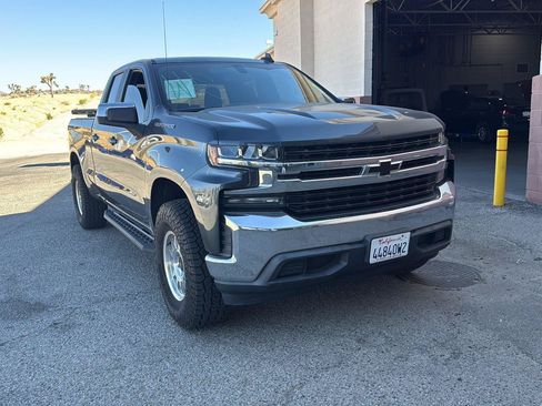 Used 2019 Chevrolet Silverado 1500 LT w/ All-Star Edition RWD image 4