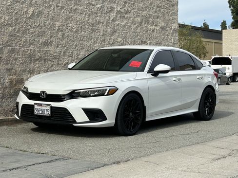 Used 2024 Honda Civic LX image 2