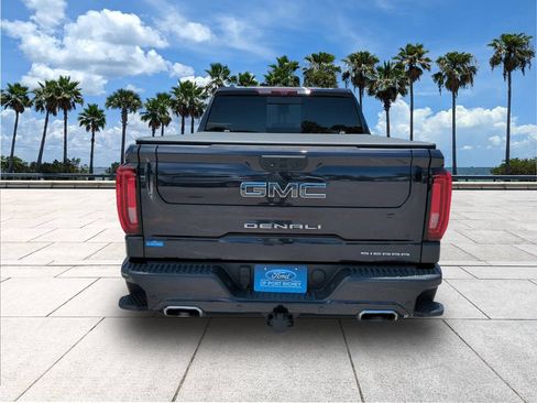 Used 2022 GMC Sierra 1500 Denali Ultimate AWD/4WD image 7