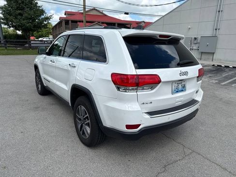 Used 2019 Jeep Grand Cherokee Limited AWD/4WD image 4