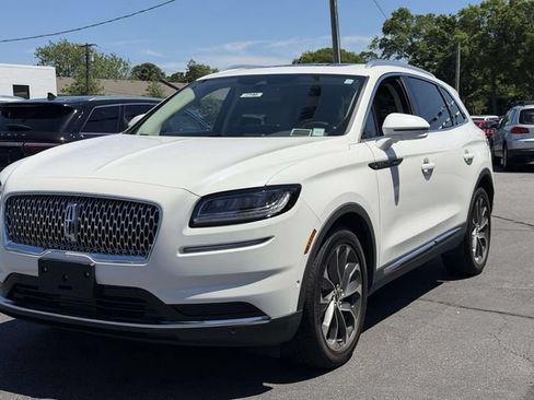 Used 2023 Lincoln Nautilus Reserve w/ Equipment Group 201A AWD/4WD image 2