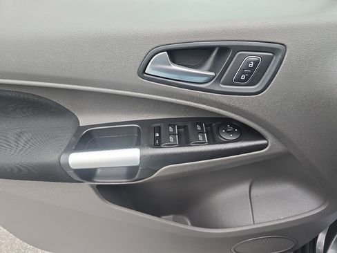 Used 2019 Ford Transit Connect XLT FWD image 21