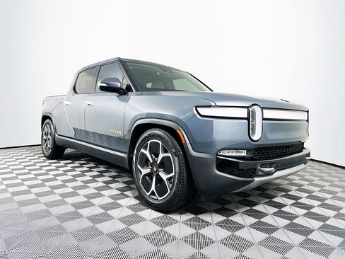 Used 2022 Rivian R1T Adventure image 7