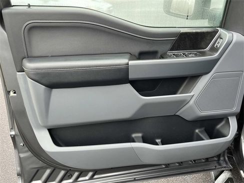 Used 2022 Ford F150 XLT w/ Equipment Group 302A High image 23