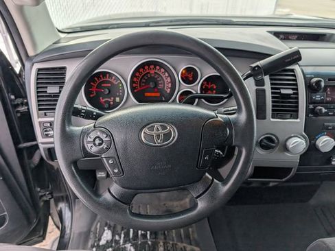 Used 2013 Toyota Tundra 4x4 Double Cab w/ Tow Pkg image 10