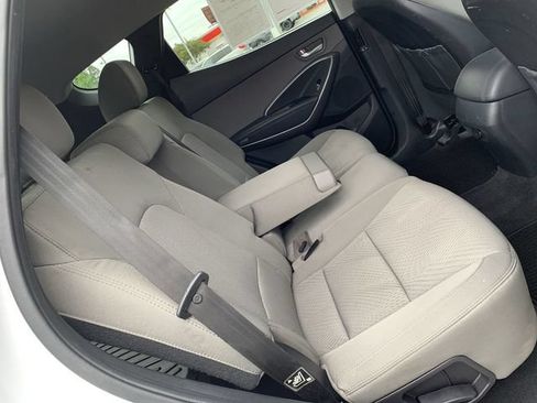 Used 2018 Hyundai Santa Fe Sport w/ 2.4L Value Package 02 FWD image 12