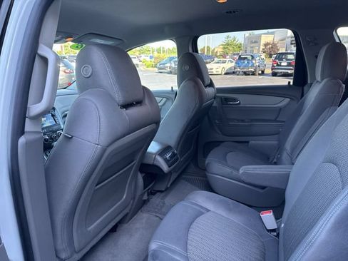 Used 2016 Chevrolet Traverse LT FWD image 12
