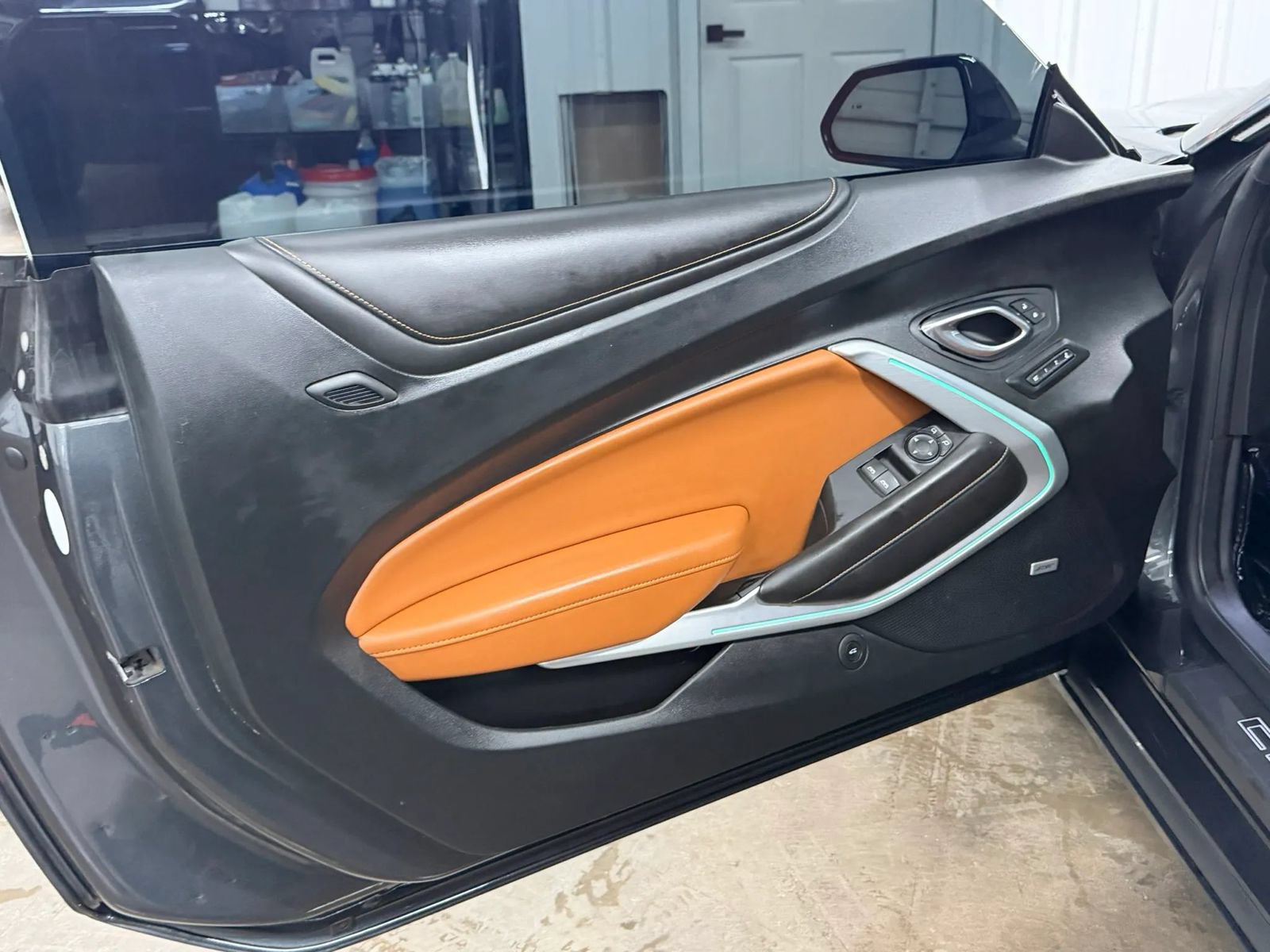 Used 2018 Chevrolet Camaro LT RWD image 22