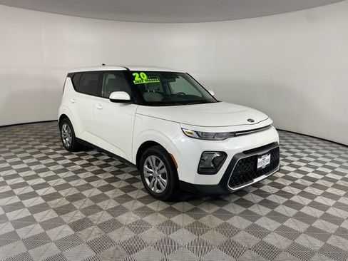 Used 2020 Kia Soul LX FWD image 16