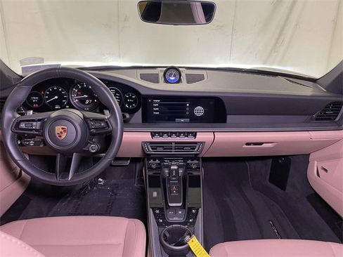 Used 2023 Porsche 911 Carrera image 23