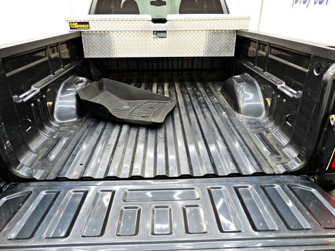Used 2016 Chevrolet Colorado W/T w/ WT Convenience Package RWD image 13