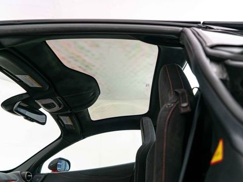 Used 2021 McLaren 720S Performance RWD image 28