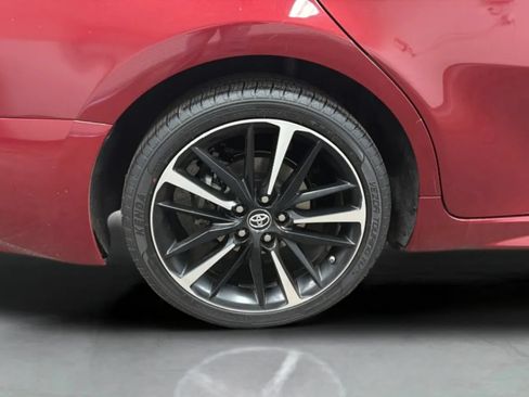 Used 2018 Toyota Camry XSE FWD image 26