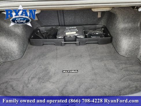 Used 2022 Nissan Altima 2.5 SR w/ Midnight Edition Package FWD image 22