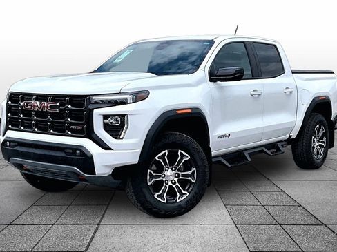 Used 2023 GMC Canyon AT4 w/ AT4 Premium Package AWD/4WD image 1