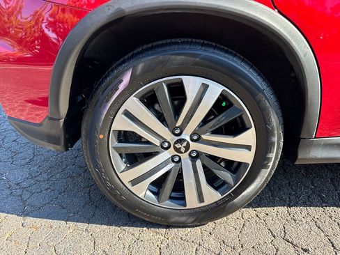 Used 2024 Mitsubishi Outlander Sport ES image 17