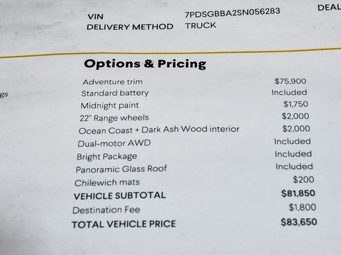 Used 2025 Rivian R1S Adventure image 71