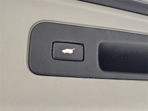 Used 2016 Honda Odyssey EX-L image 8