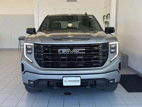 Certified 2024 GMC Sierra 1500 Elevation w/ LPO, Elevation Black Package AWD/4WD image 31