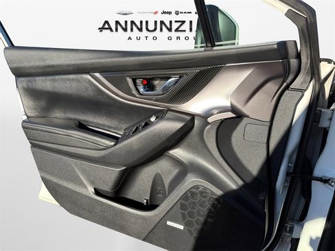 Used 2018 Subaru Impreza 2.0i Limited image 28