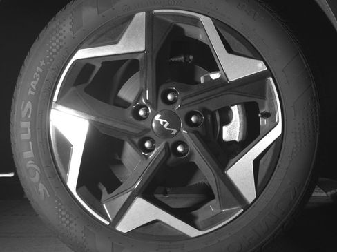 Used 2025 Kia Seltos S image 13