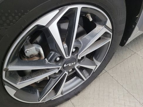 Used 2023 Kia Forte LXS w/ LXS Technology Package image 31