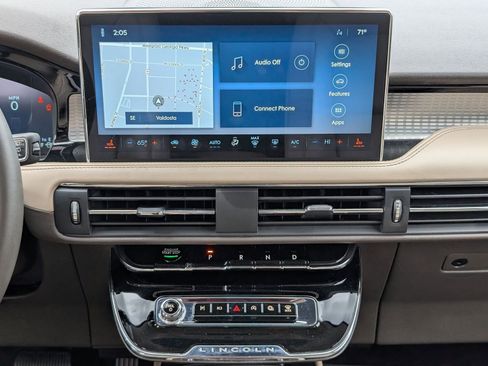 Used 2023 Lincoln Corsair FWD image 16