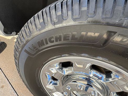 Used 2015 Ford F350 XLT w/ XLT Premium Package image 31