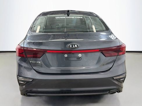 Used 2020 Kia Forte LXS FWD image 9