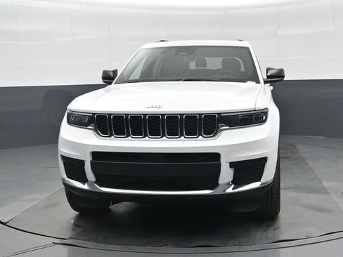 New 2026 Jeep Grand Cherokee L Laredo AWD/4WD image 8