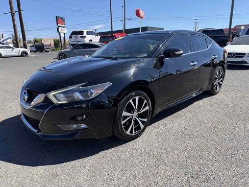 Used 2017 Nissan Maxima 3.5 SL FWD image 3